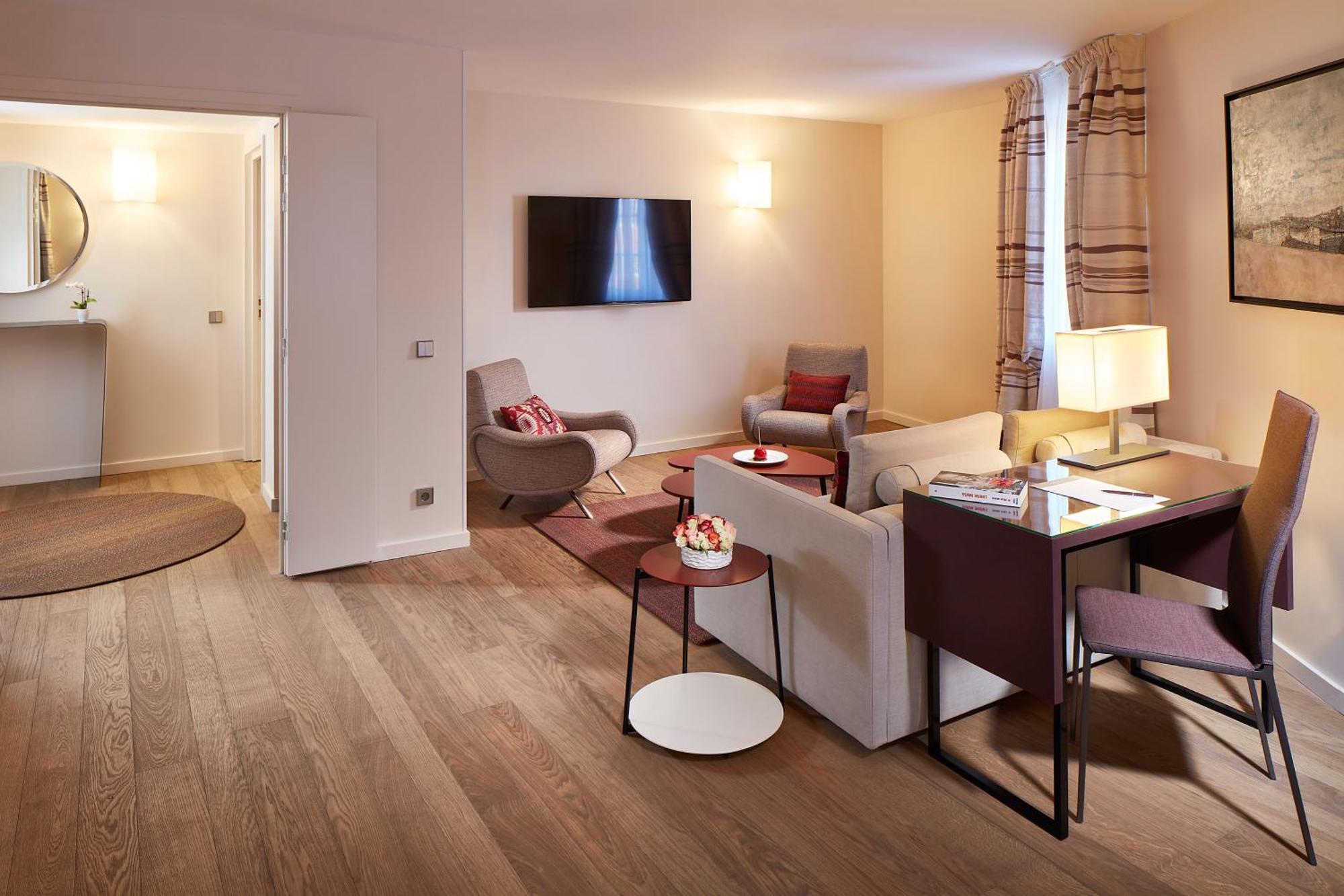 Hotel & Spa Regent Petite France Strasbourg Exterior photo A typical apartment